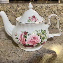 Victorian Rose Teapot by Baum Bros