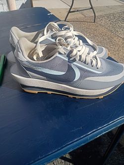 Nike Low-Top Sneakers Gray Blue