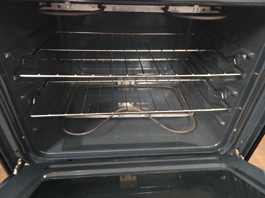 WHIRLPOOL STAINLESS STOVE OVEN