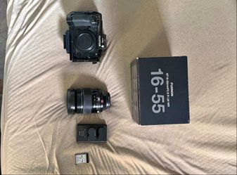 Fuji Xh2-S + 16-55 f2.8 and accessories (Full Package)