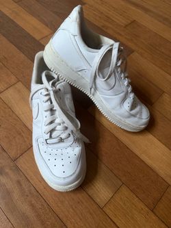 Nike Air Force 1 '07 Low — Triple White — Pre-Owned size 8