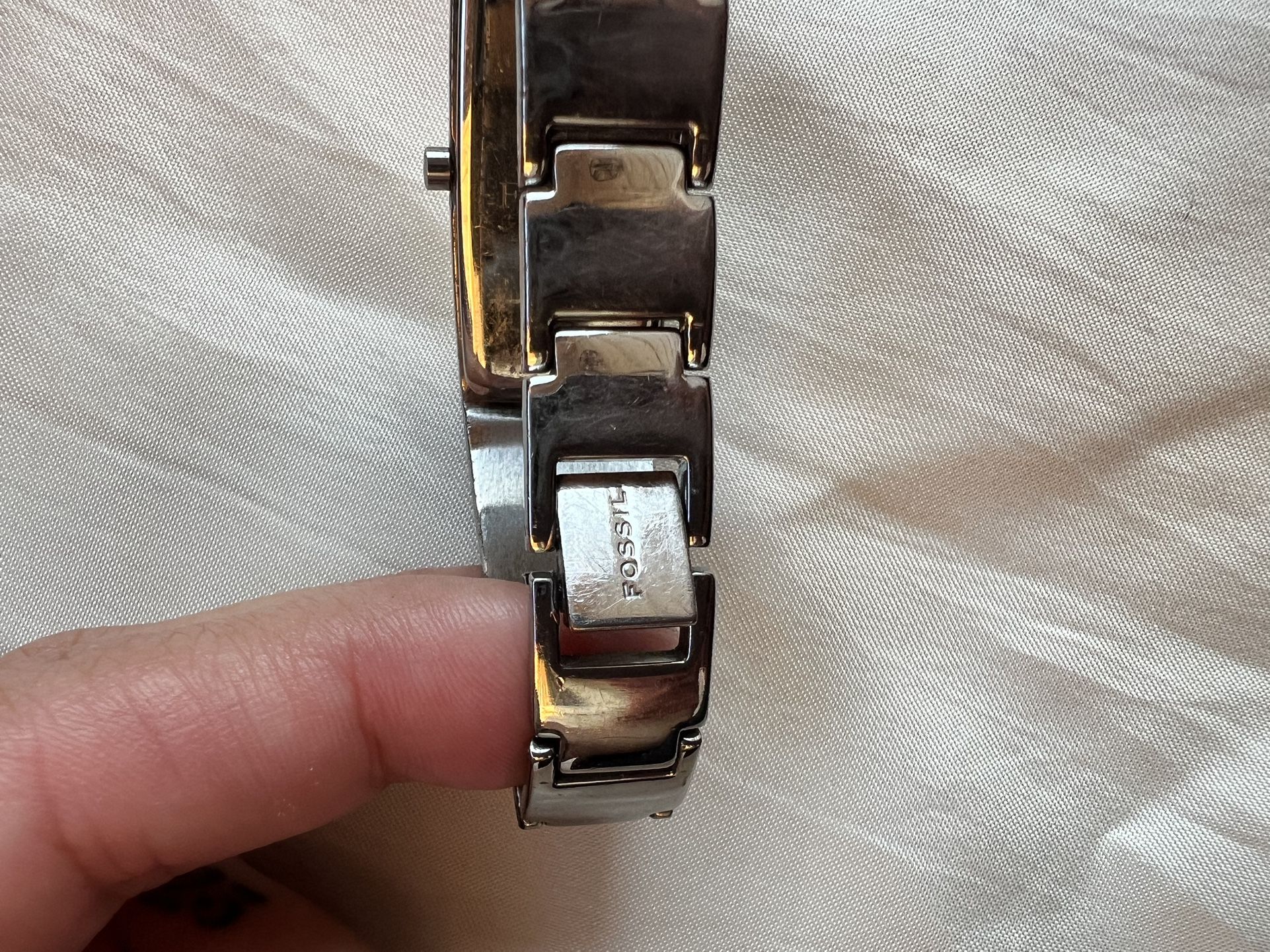 Fossil F2 women