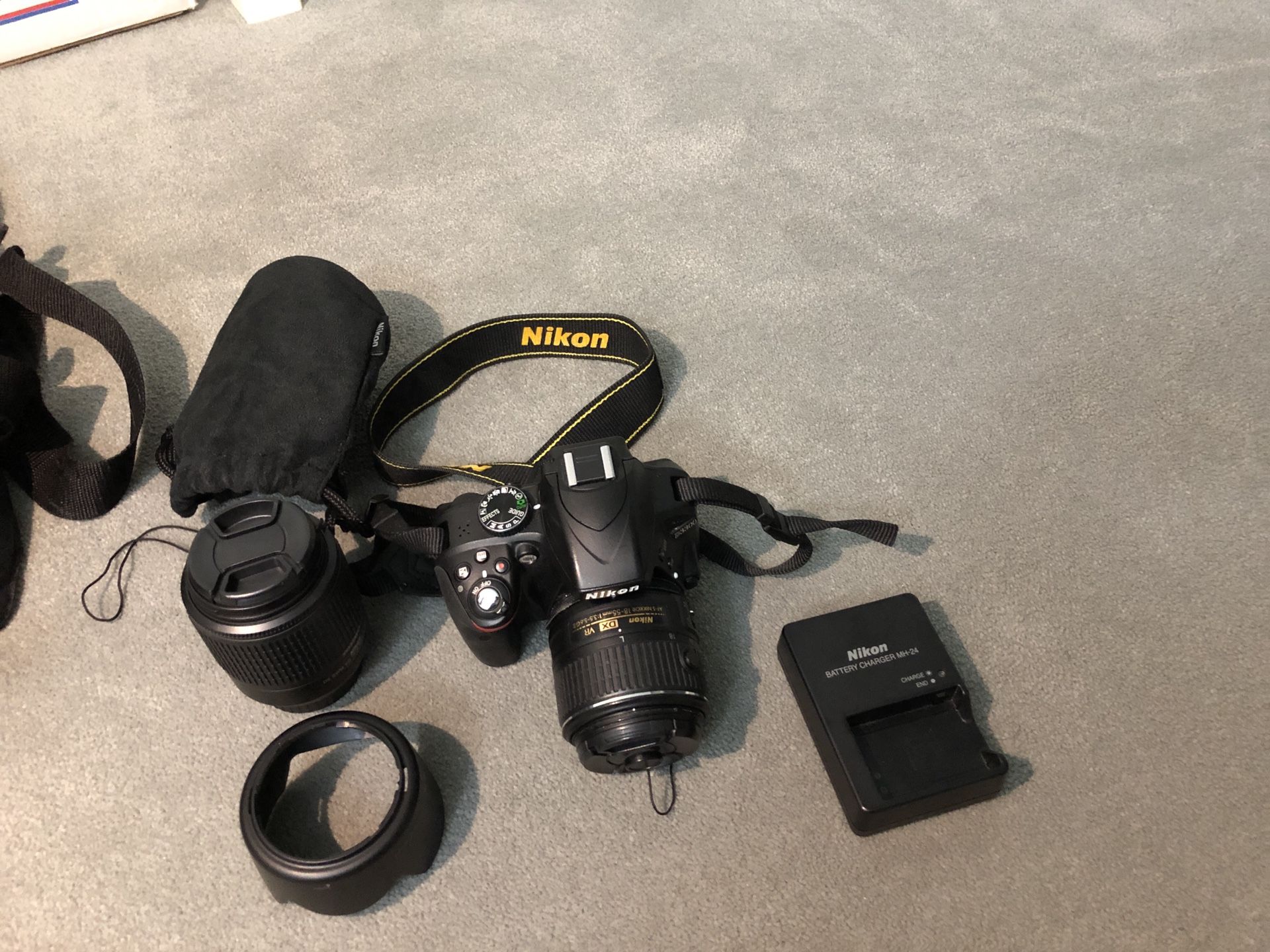 Nikon D3300 HDSLR camera 2 lense bundle