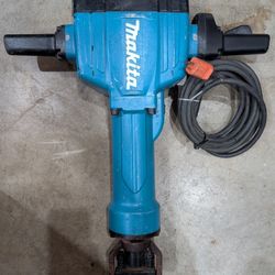 HM1810 Makita AVT 70lb Jack Hammer