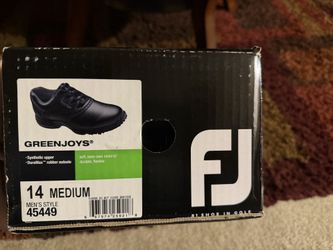 Golf shoes