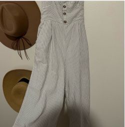 Lulus Wide Leg Jumpsuit - Small
