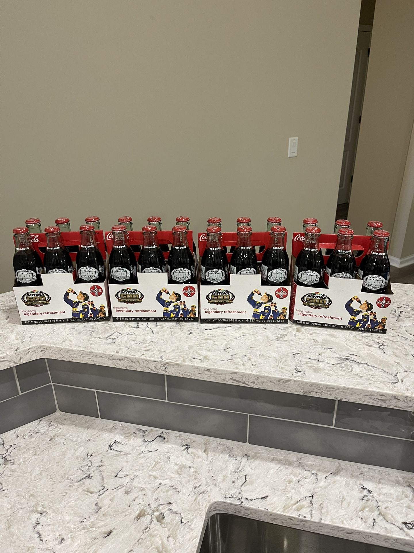 Coca Cola 50th Anniversary Daytona 500 Nascar 6 Pack w/ Carrier 2008