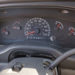 Carpet cleaning machine