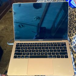 MacBook Air A1932 Gold