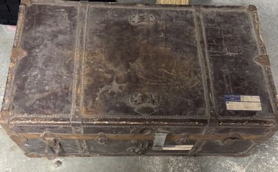 Antique Wood Flat Top Steamer Trunk. 