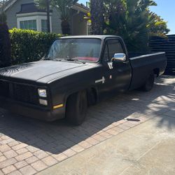 Chevy C10 1985 Classic Truck