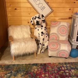 Girls Bedroom  Chairs High End Furniture 