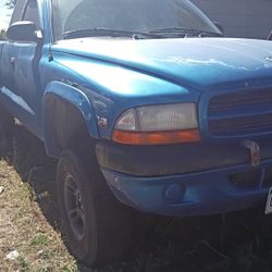 1999 Dodge Dakota