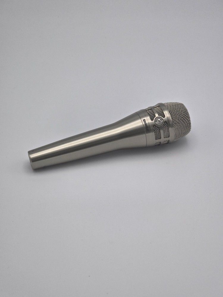 Shure KSM8/N Dualdyne Dynamic Handheld Vocal Microphone (Nickel)