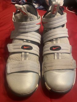 Lebron Zoom Soldier Silver