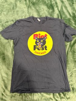 Riot Fest Line Up T-Shirts Sz L