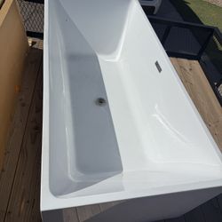 Bathtub
