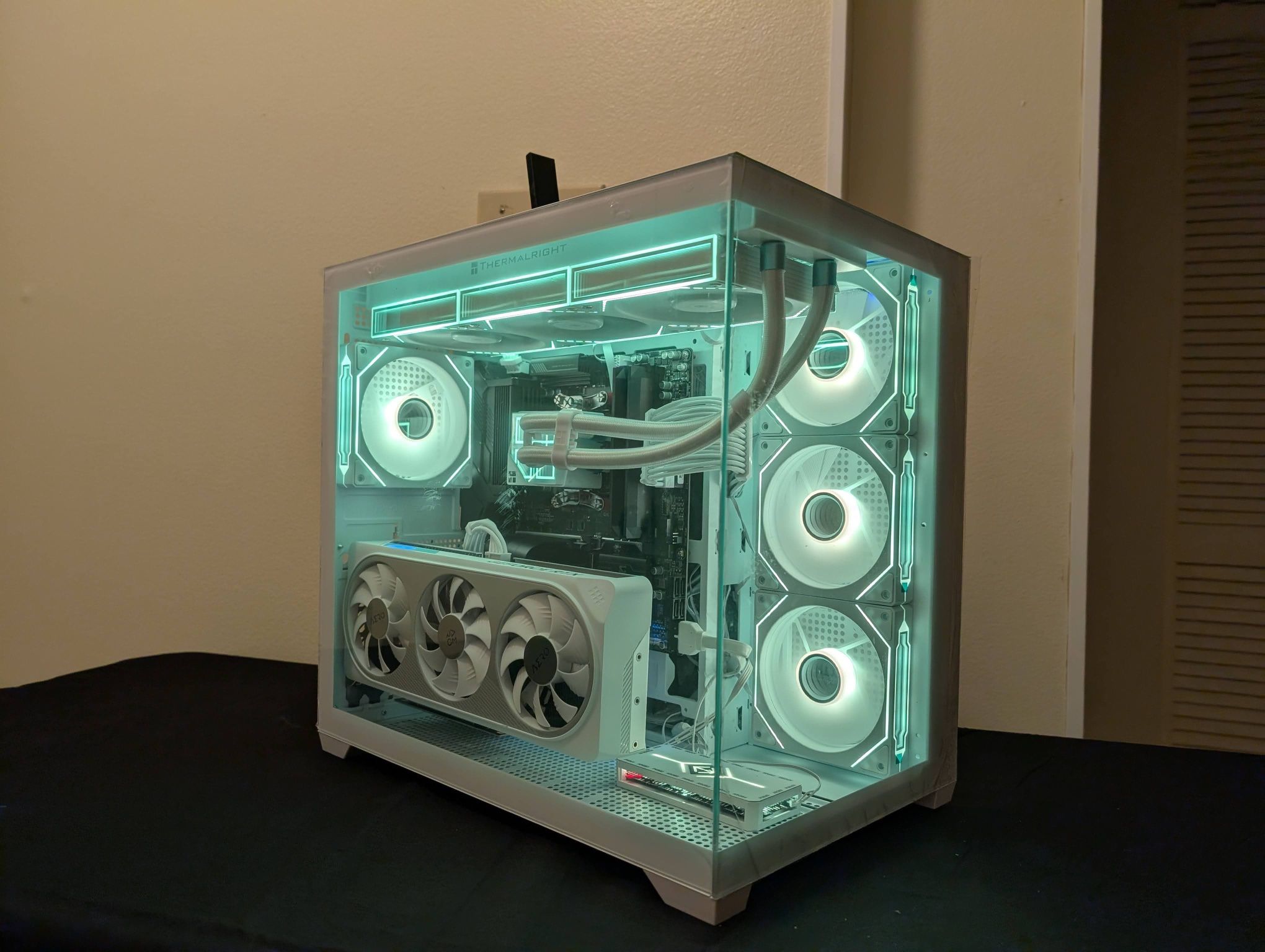 POWERFUL GAMING PC — Ryzen 7 7700X + 4070