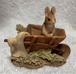 Border Fine Arts Peter Rabbit in Wheelbarrow - 1993 Britain