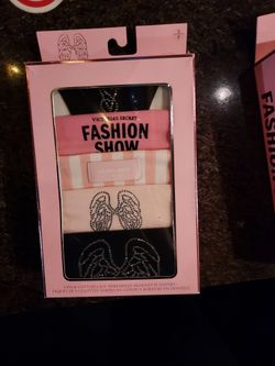 Victoria's Secret Fashion Show 5-Pack Panties Size S