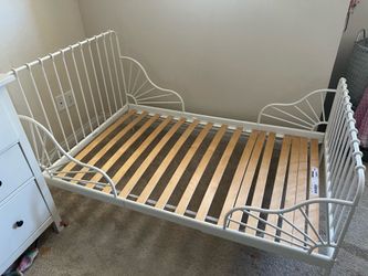 IKEA - Minnen- White Metal Toddler Bed with Slats