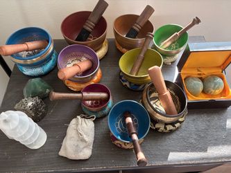 Singing bowls