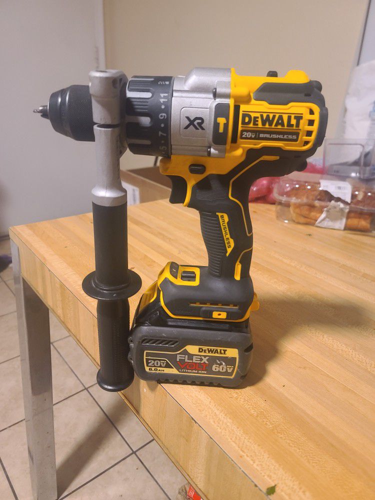 $250 Dewalt 20V XR Cordless HAMMER DRILL Brushless 3-Speed 1/2 in. With 60volt 6ah Battery 
(NO CHARGER)