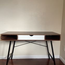 Modern Desk 