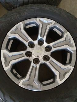 18"Rines y Llantas Chevy.Silverado Buenas Condiciones