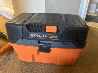 Rigid Pro Pack Vacuum