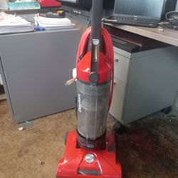 Surplus Inventory  $125.00 Bagless Vacuum,new in Box