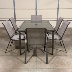 New 7 Piece Outdoor Patio Dining Set - Table and Chairs (Can Deliver)