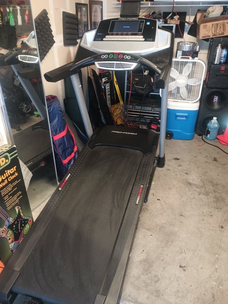 Pro Form Treadmill (Very Heavy)