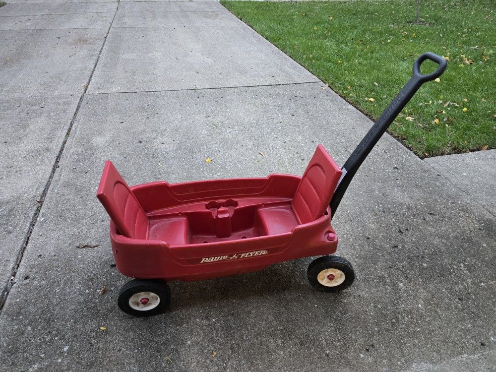 Radio Flyer Wagon 