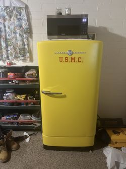 Vintage refrigerator General Electric