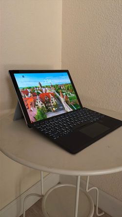 Microsoft Surface Pro Model 1796 i5