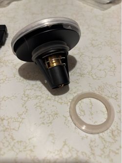 Universal drain stopper