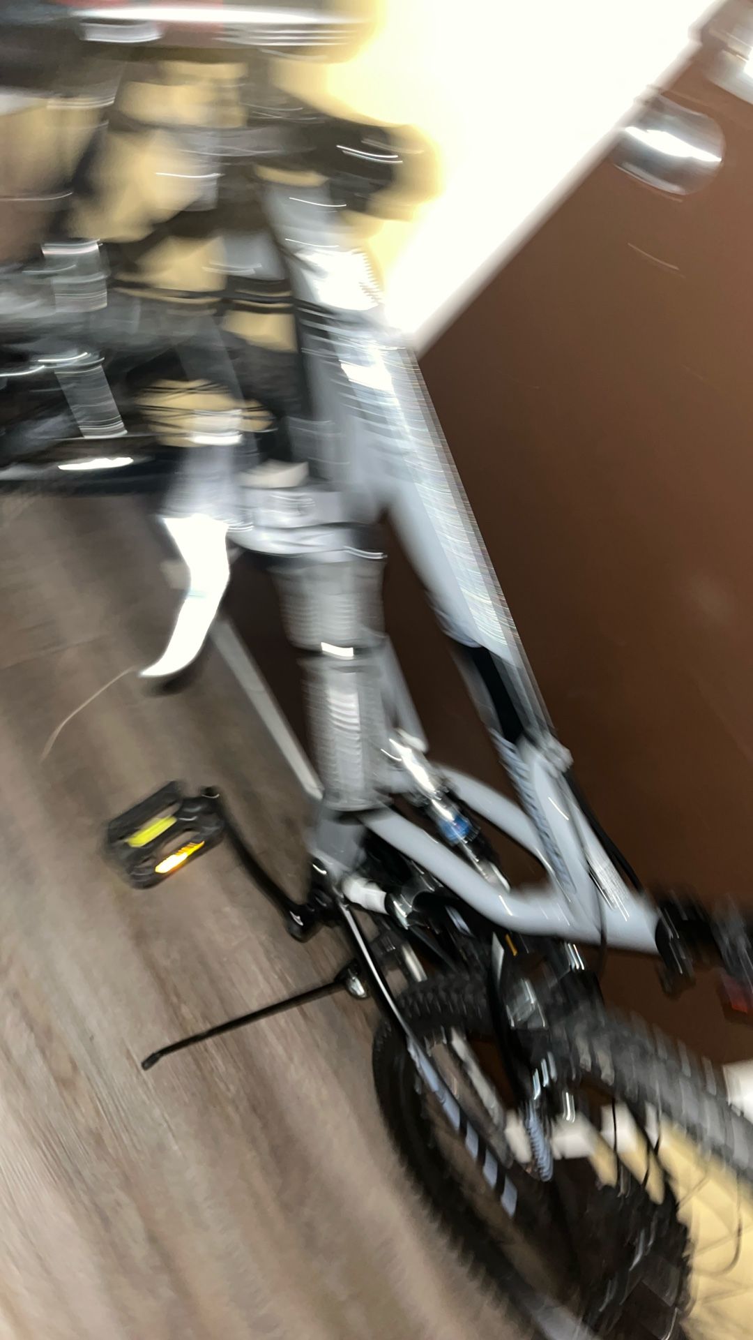 New 21 Speed Mountain Bike