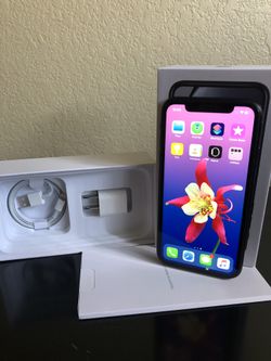 iPhone XR 64G 📱 UNLOCKED
