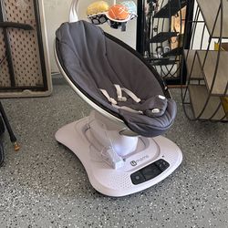 4Moms Mamaroo