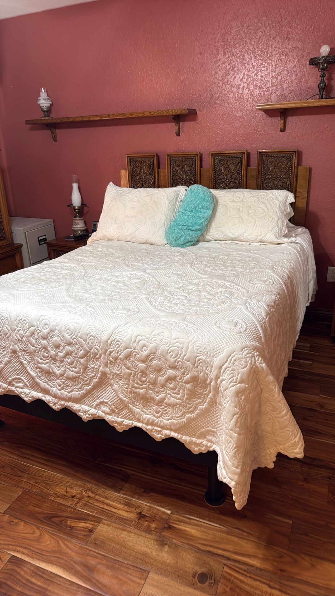 Queen Size Bedroom Set