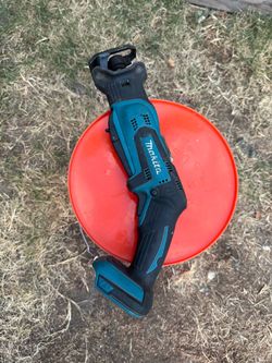 Makita XRJ01Z 18-Volt LXT Lithium-Ion Cordless Compact Reciprocating Saw (Tool Only, No Battery)