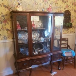 Antique China Cabinet. Make Offer. From My Mothers Estate 