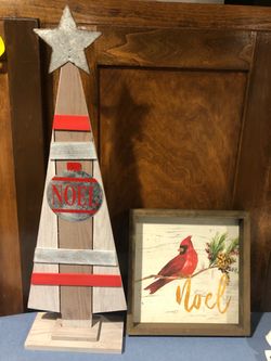Christmas cardinal picture and wood like Christmas tree