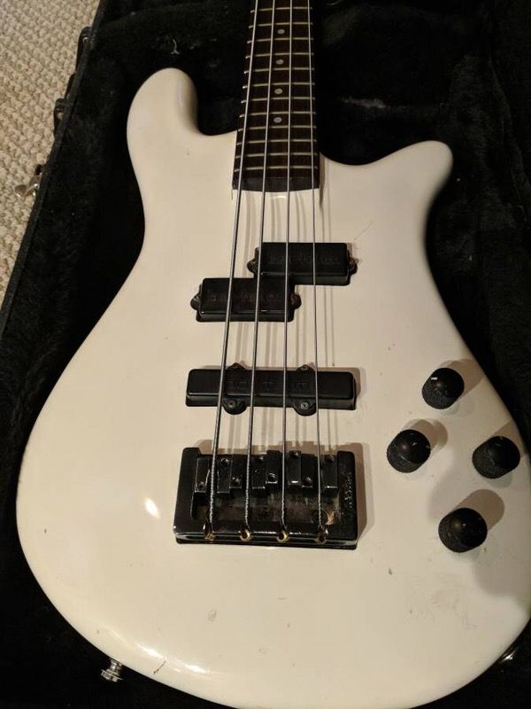 Kramer Era Spector NS-2A White Bass Guitar
