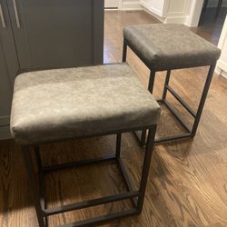 Pair Of Faux Leather Counter Bar Stools- Like New Save Over 50% New Price!