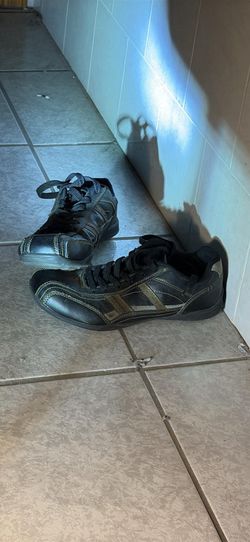 Tennis and boots