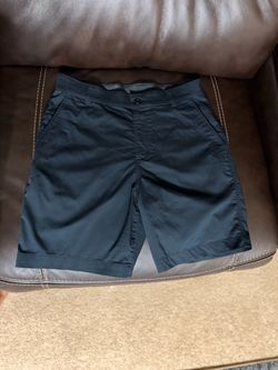 Nike Men's Navy Chino Shorts Size 31
