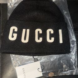 Double G Black/white Beanie