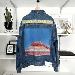 New! Mens Calvin Klein Embro Mountain Jean jacket. Retail $180. Size XL. Brand new without tags.
